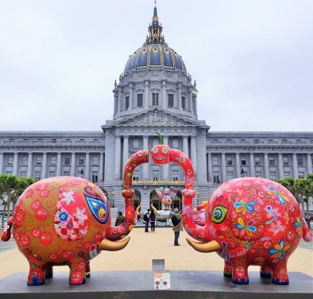 2 elephants at FANCY ANIMAL CARNIVAL